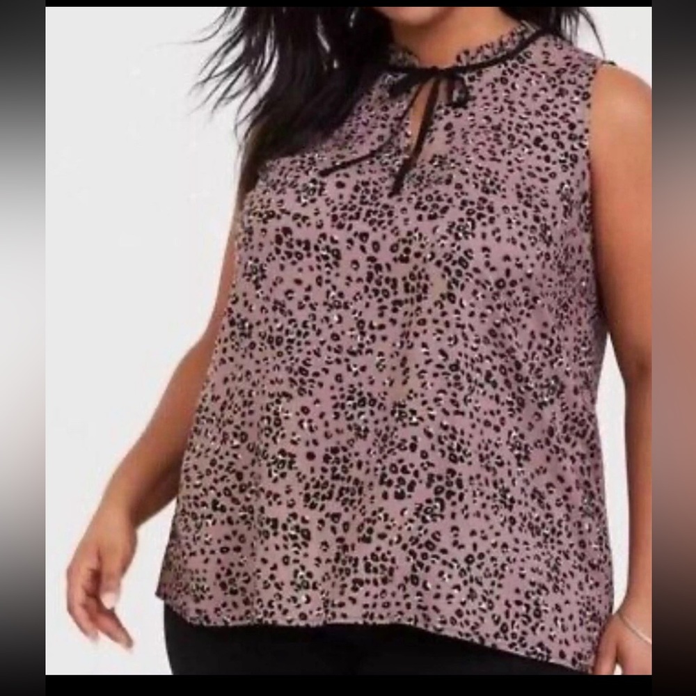 Torrid Black and Brown Leopard Print Mock Tie Neck Sleeveless Blouse NWT Size 0